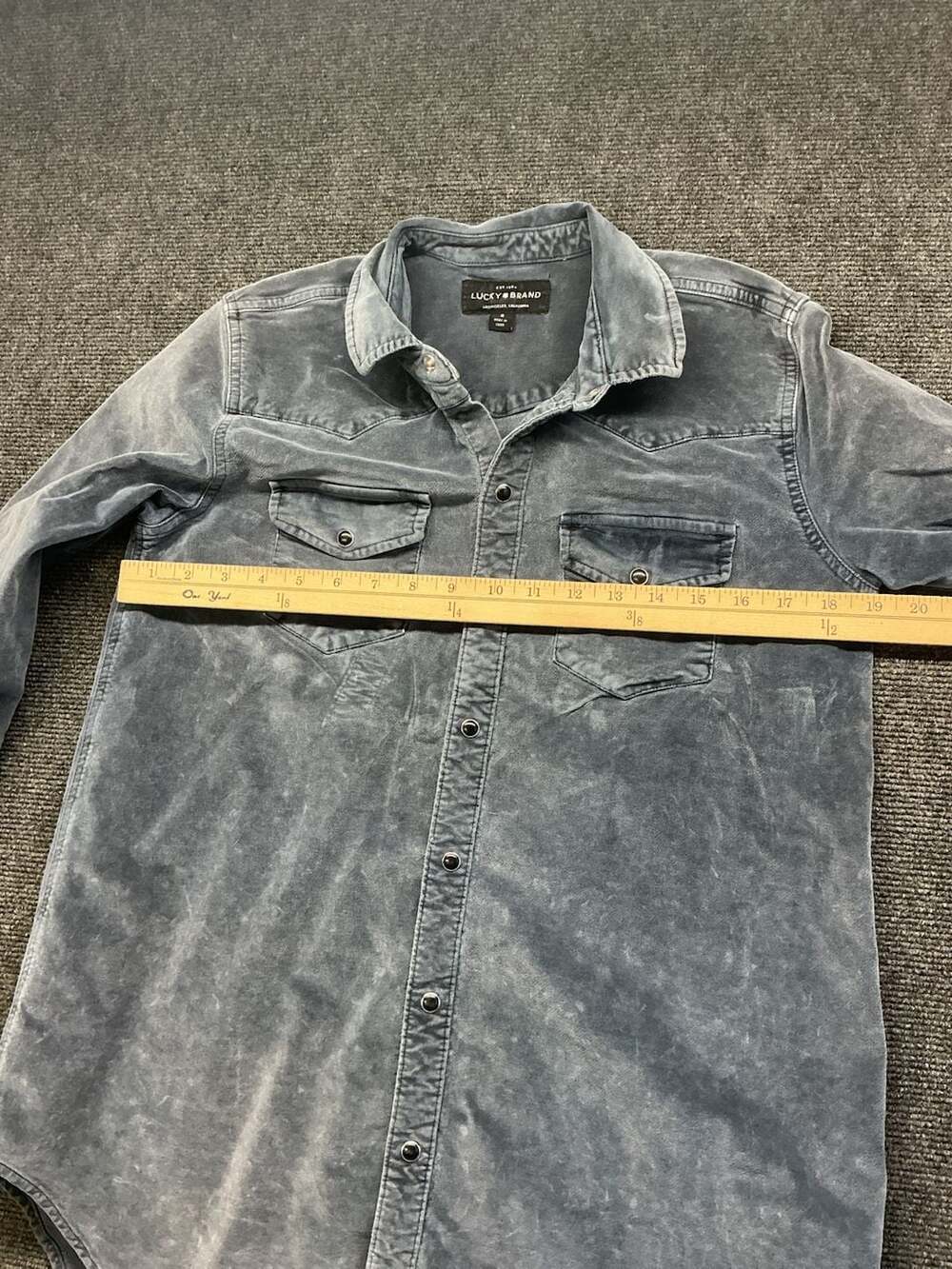 Lucky Brand Pearl Snap Shirt Womens S Blue Suede Tunic Long Sleeve Pockets - Picture 7 of 8